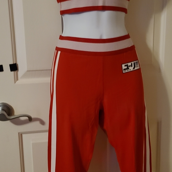 Beautiful Women Workout Outfit Size S. NWOT - Picture 9 of 9